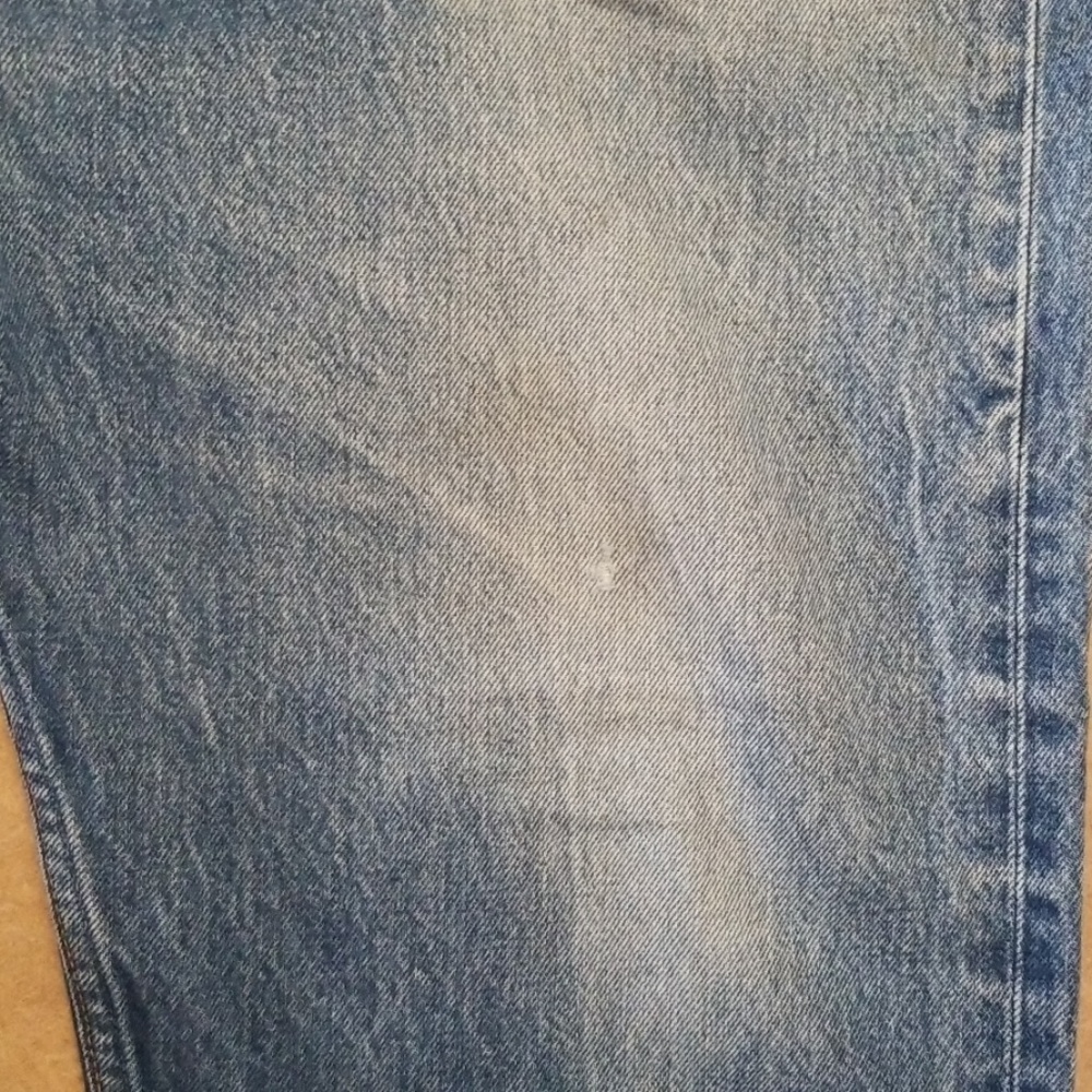 VTG/Y2K Levi's 501 Button Fly Light Jeans - Picture 8 of 8